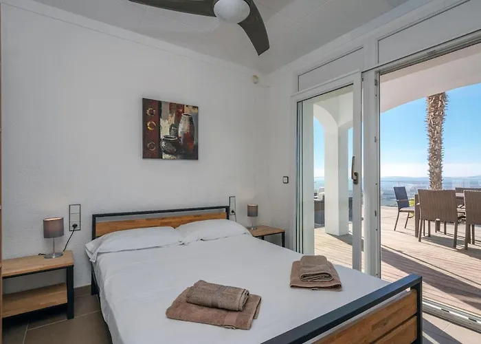 Villa Casa Blanca - Exclusive With Infinity Pool And Panoramic Views *